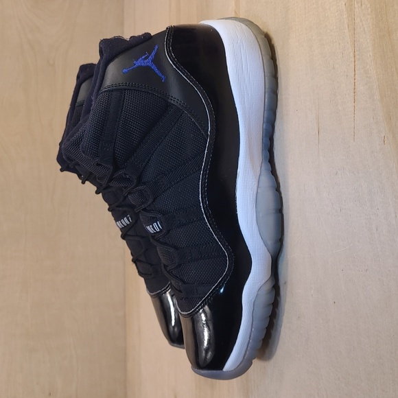 Air Jordan 11 Retro Space Jams 2016 Black Purple Shoes 378038-008 - Picture 4 of 10